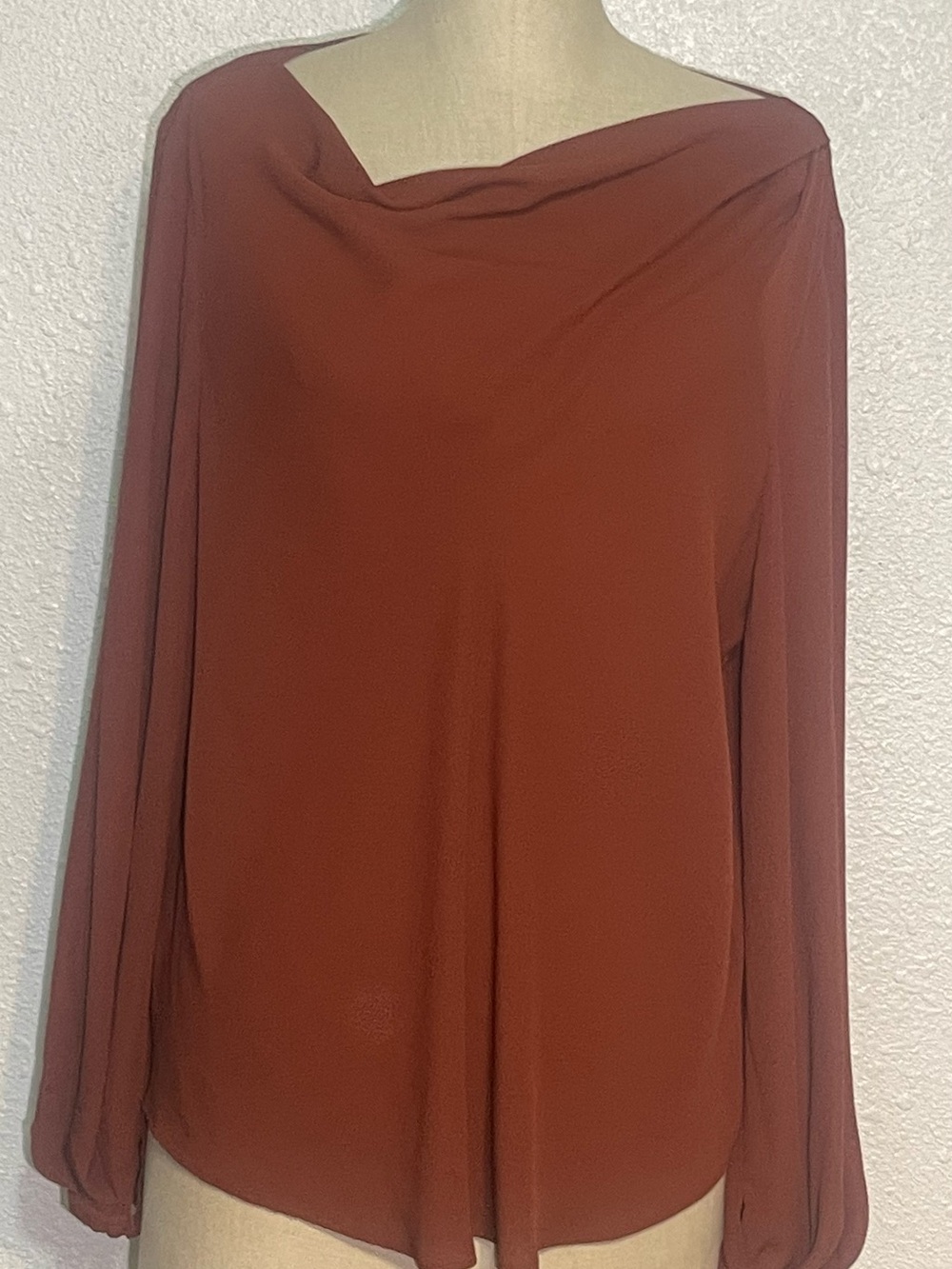 Ann Taylor women’s burnt orange Draped Neck Blouse size XL